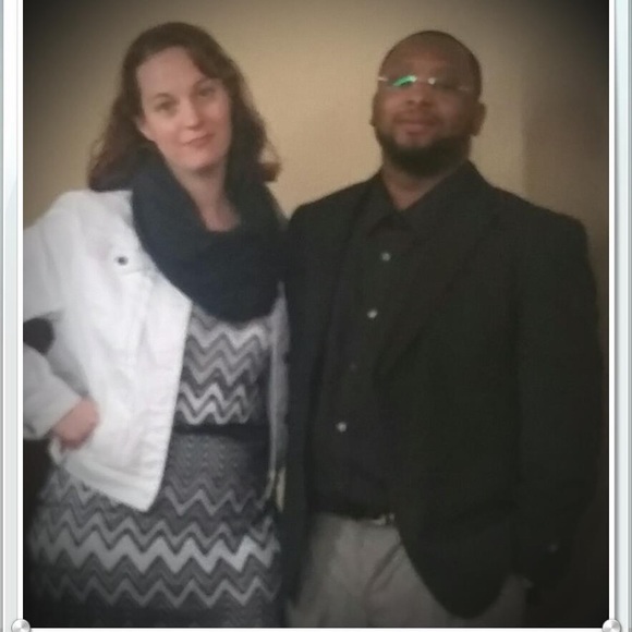 Meet your Posher, Tawan    OPEN FOR ALL OFFERS - Picture 2 of 4